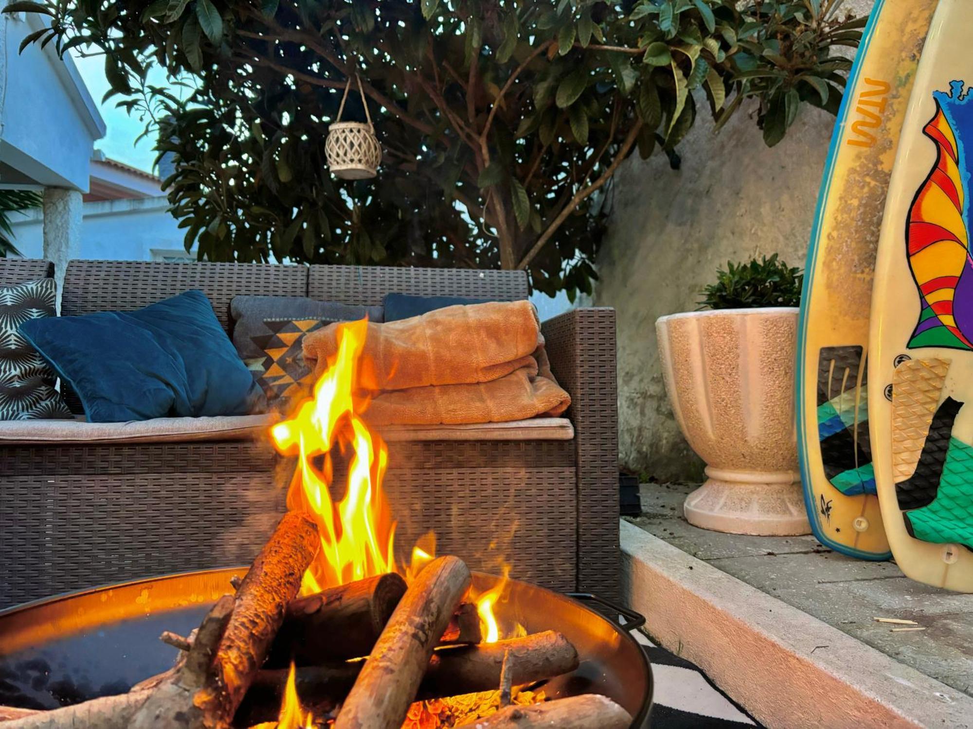 Coastal Garden Paradise Retreat- 6 Min From The Beach Charneca  Esterno foto