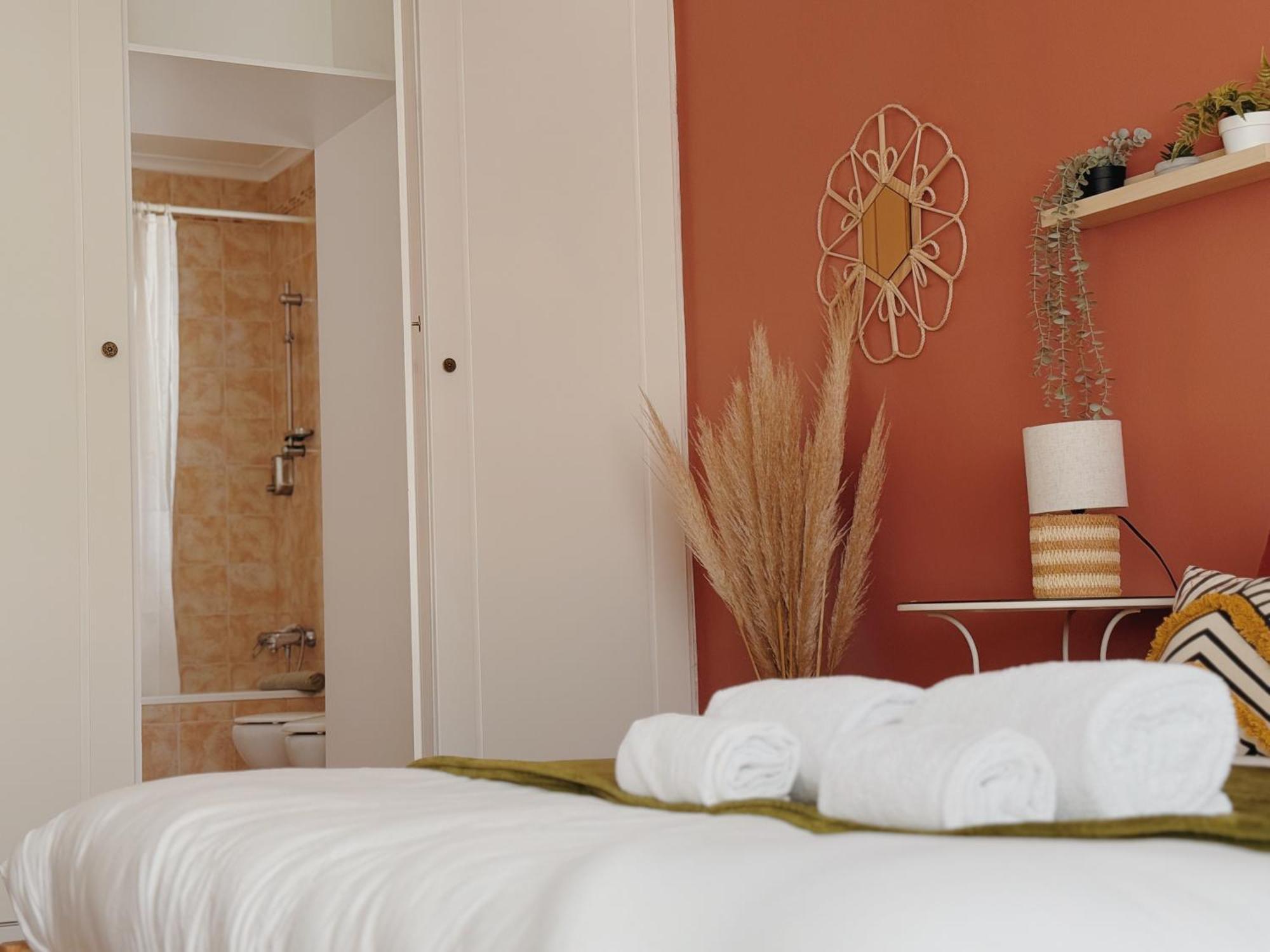 Coastal Garden Paradise Retreat- 6 Min From The Beach Charneca  Esterno foto